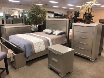 BRAND NEW COMPLETE BEDROOM SET
