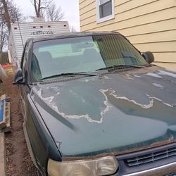2002 CHEVROLET SILVERADO 8ft Bed