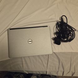 Dell Latitude E7240, i5, 8GB RAM, 256GB SSD