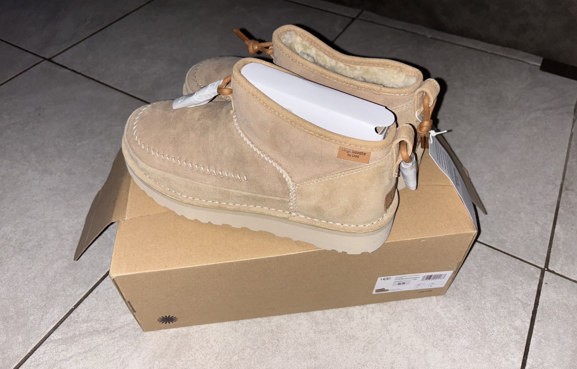 Women Ultra Mini Crafted Regenerate Uggs size 8/9 brand New! 