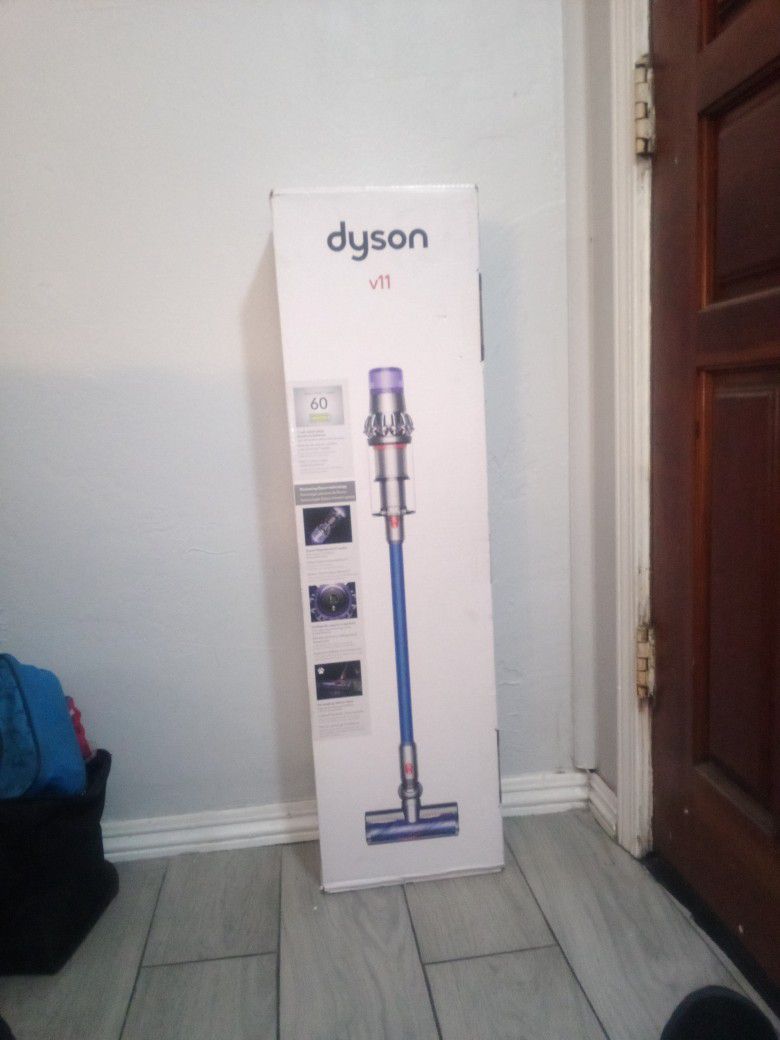 Brand New Dyson V11 Vacuum 