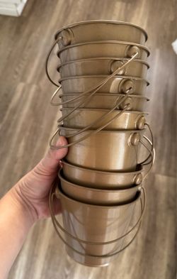 10 small gold pails a Gold buckets