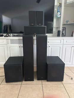 7- piece Klipsch speakers