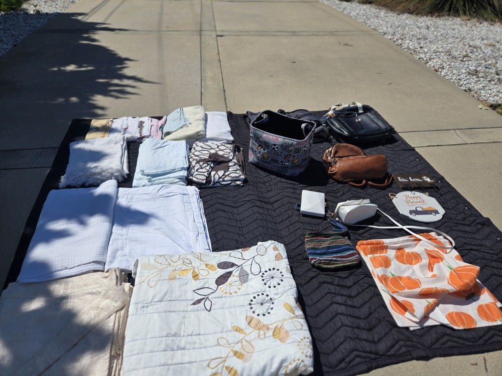 Bedding Items (Queen)