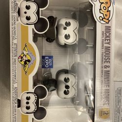 Two Pack Mickey And Minnie Funko *near Mint As Shown*