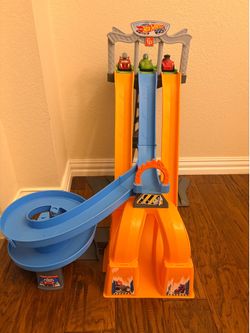 Fisher Price Hot Wheels Loop