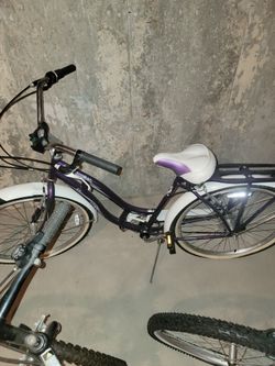 Schwinn Lakeshore S5477 Model 7 Speed Purple Vintage Bike Bicycle for Sale in Dekalb IL OfferUp