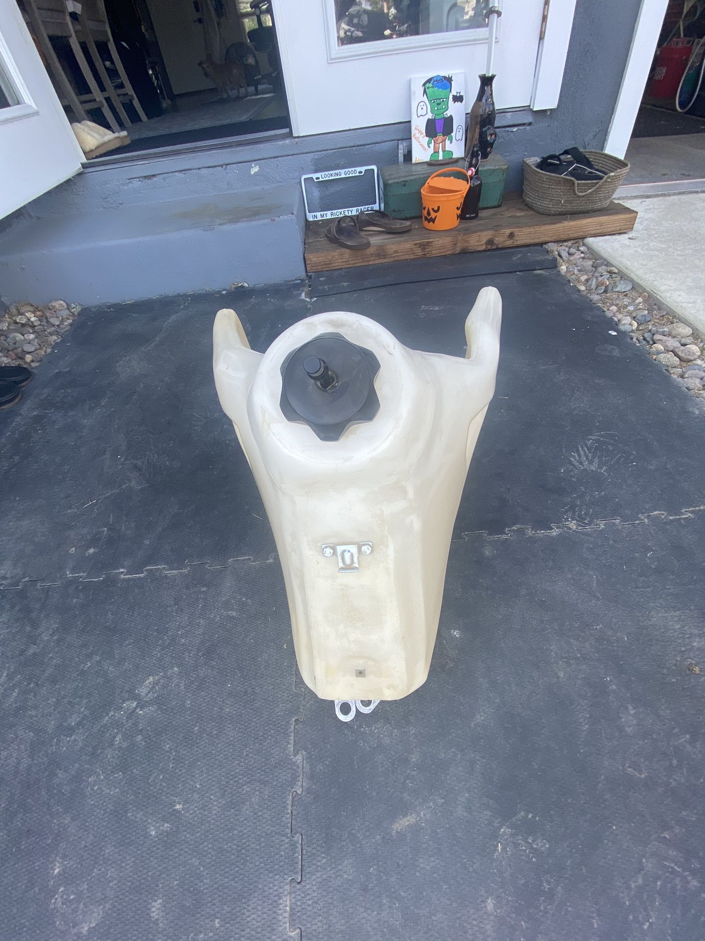 Suzuki Drz 400 Desert Race Tank.