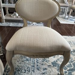 Gorgeous Cream Chair French Style