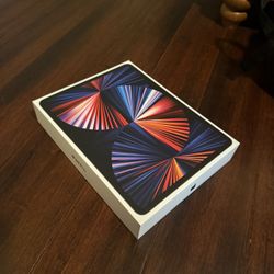 iPad Pro 12.9 Inch (5th Generation)