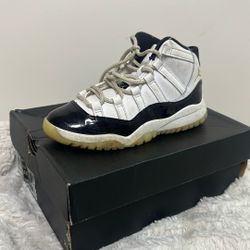 Jordan Retro 11s - Kids - Size 13c