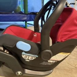 Uppababy Car seat 