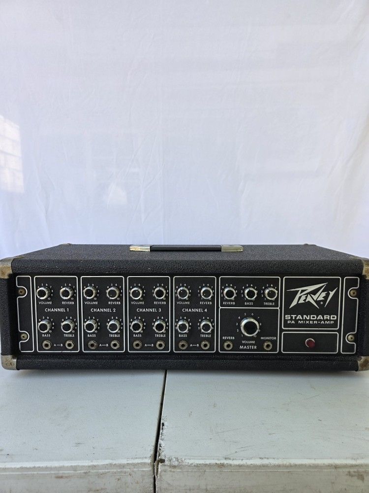 Peavy Standard PA Mixer 400 Watt