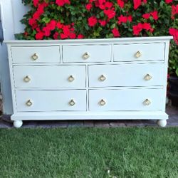 Pottery Barn Kids Catalina Dresser
