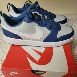 🔥CLEAN!🔥 Brand New! Size 6.5y! Nike Court Borough Low 2 (GS)