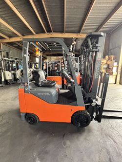 TOYOTA PROPANE FORKLIFT 