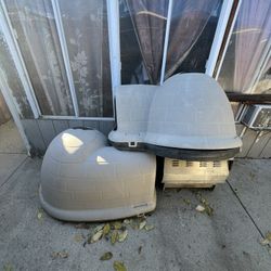 Dog Houses 