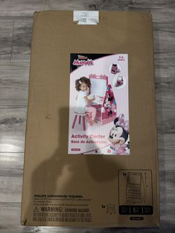 Disney Jr Minnie Mouse Art/Activity Center