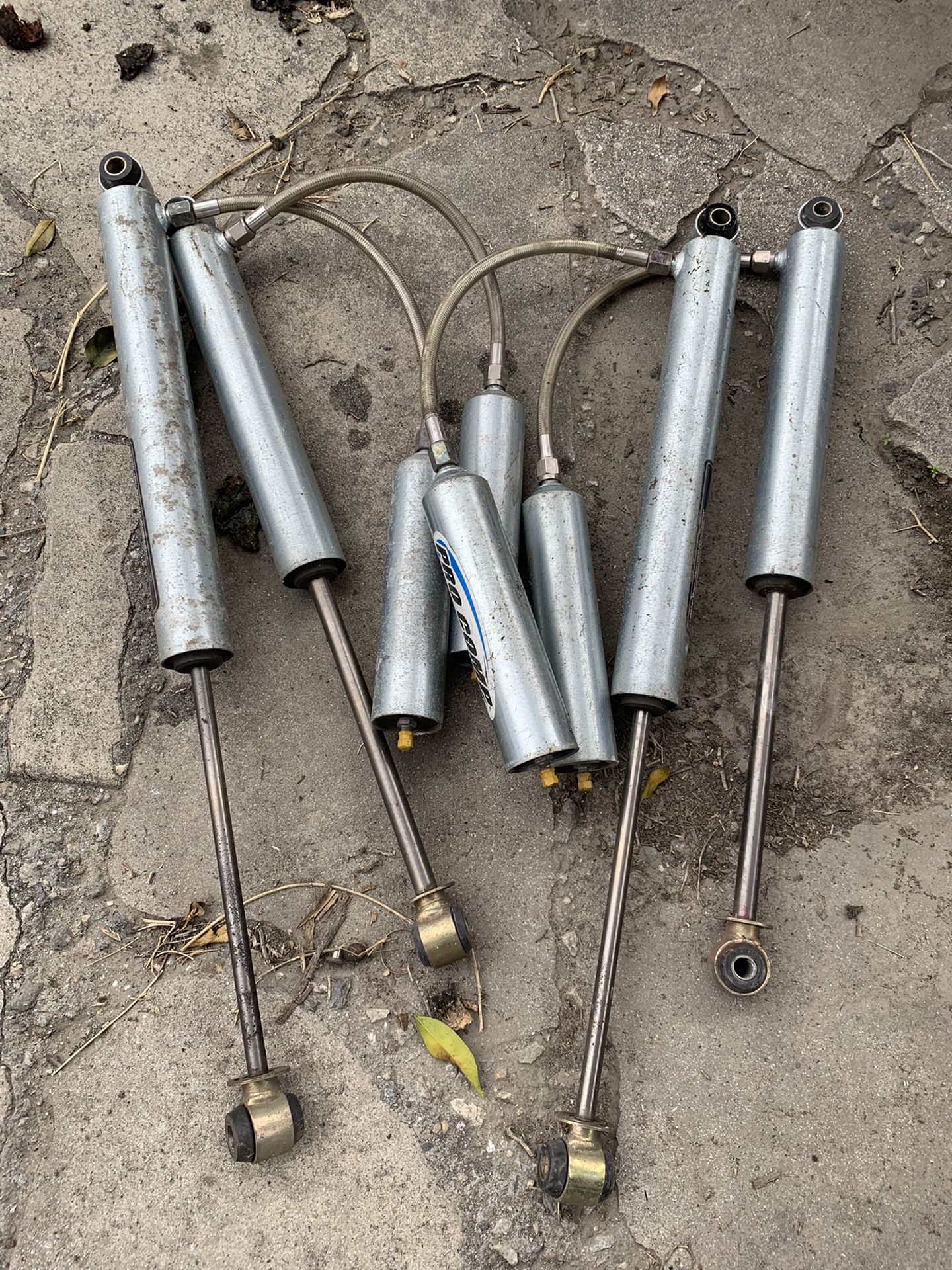 PRO COMP Reservoir shocks