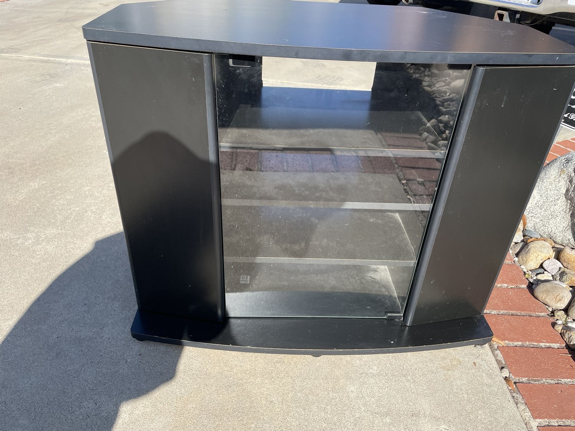 FREE / Console Shelves Used Under tv
