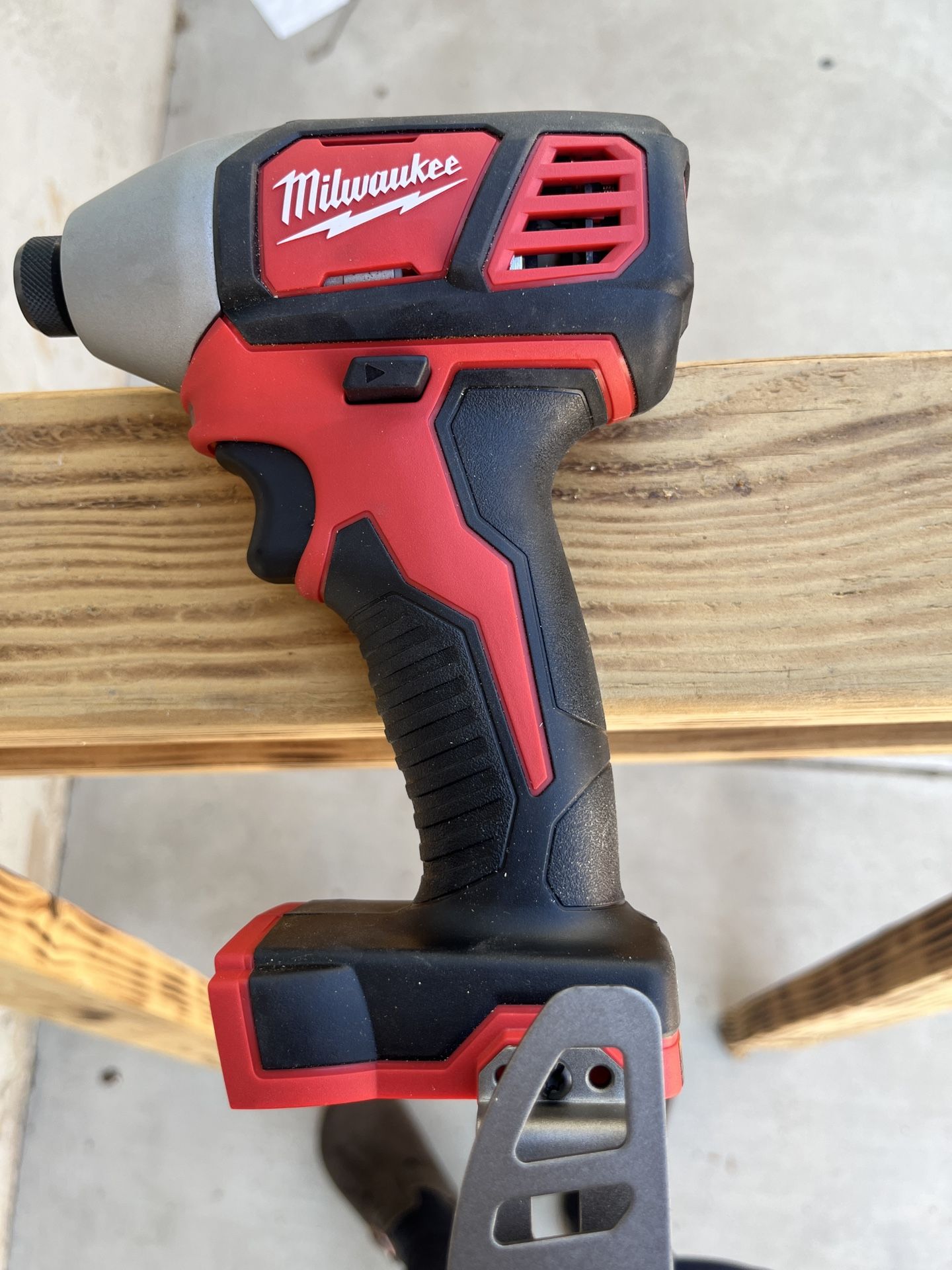 Milwaukee M18 1/4 Impact Driver