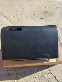 2023 Dodge charger rt glove box used