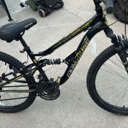 Mongoose Mountain Bike 