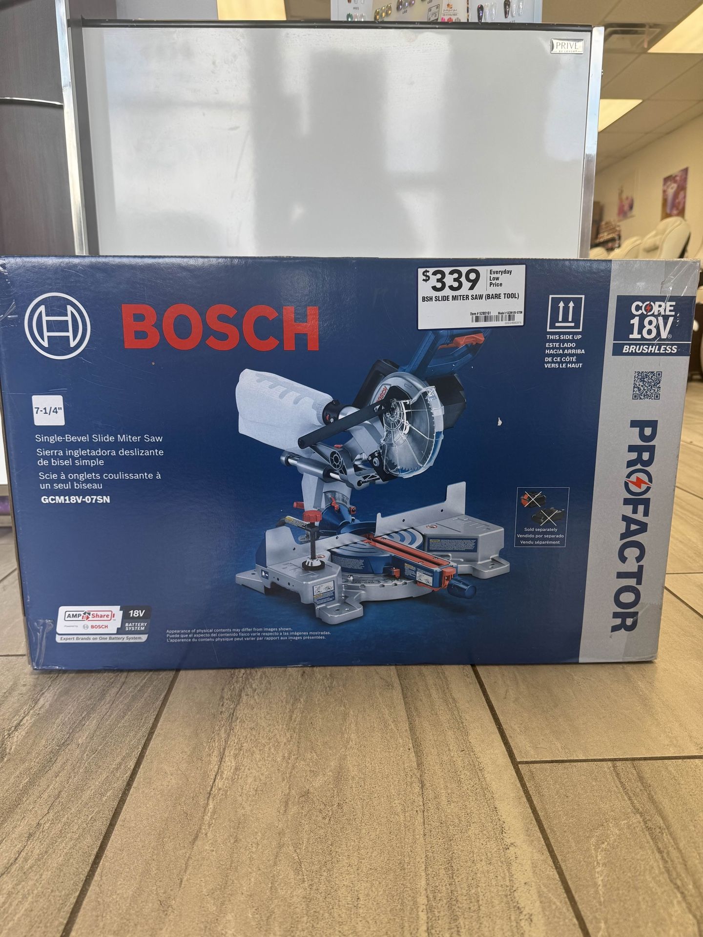Bosch 7-1/4-in 8-Amp 18-volt Single Bevel Sliding Compound Cordless Miter Saw ( Battery Included )