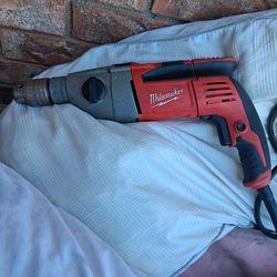 Milwaukee  1/2inch hammer drill