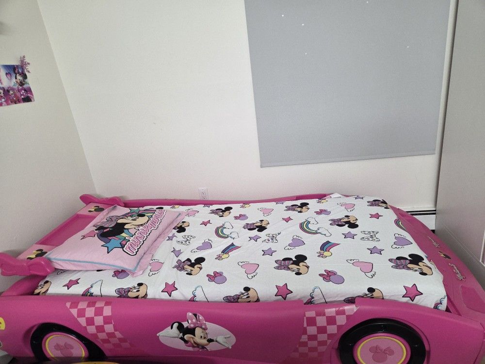 Minnie Mouse Car Shape Bed Frame Twin Size