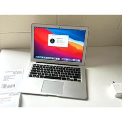 Apple Macbook Air (7,2)  13" Intel Core i5 1.6 GHz, 8 GB, 128 GB Flash Drive