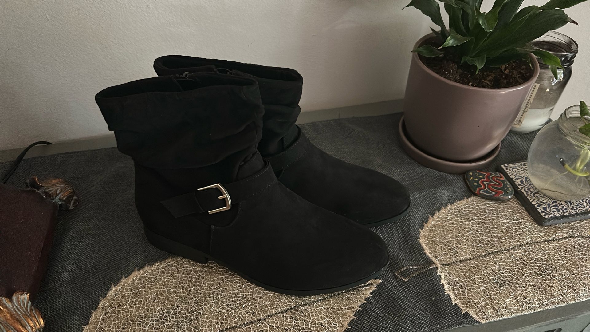 New! Women’s Karen Scott Slouch Boots, Black Faux Suede Size 7.5