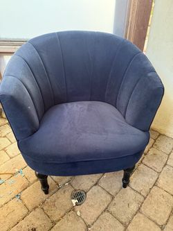 Navy Blue Velvet Tub Chair