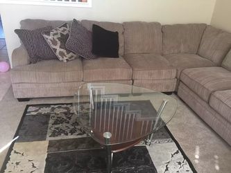 3 piece glass table from Ashley used but looks brand new