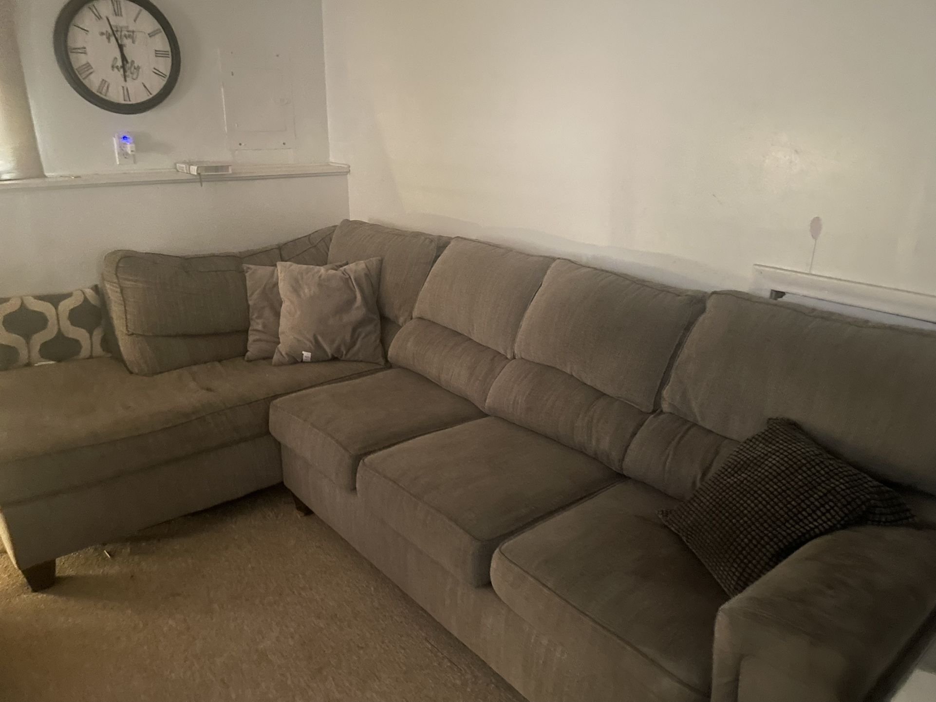 Bobs Sectional 