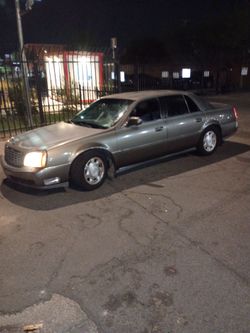 Cadillac DeVille 4-Door Sedan