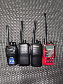Walkie-talkies without chargers working