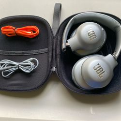 JBL Everest 710 Bluetooth Headphones 