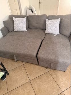 Pull out couch