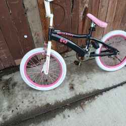 Hello Kitty Bike For 30 Dollars 