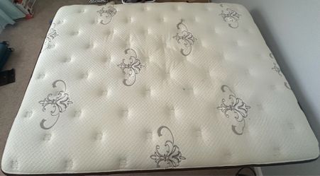 Stearns and Foster Estate Deacon luxury mattress, box spring and frame
