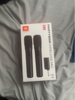 JBL microphones