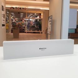 Apple Watch Series 3 38MM GPS Smartwatch New