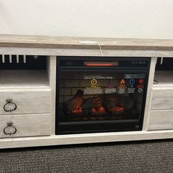 ♨️Willowton Whitewash 64" Tv Stand With Electric Fireplace$20 Down Payment and delivery available 