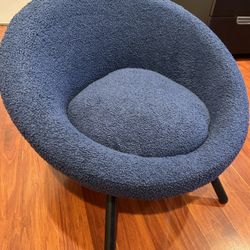 Pet Cat And Dog Bed Soft Warm Plush Chairs Bed