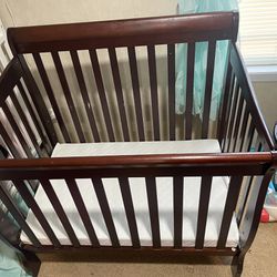 Mini Crib