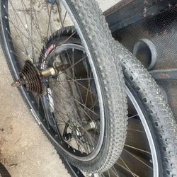 Mountain Bicycle Tires 