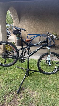 Specialized black horse for sale