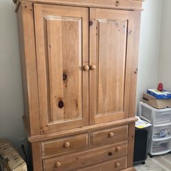 Armoire