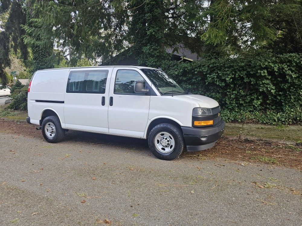 2019 Chevrolet Express 2500